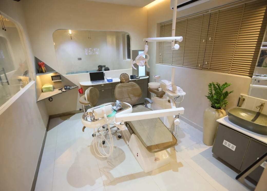 treatment-room (2) (1)